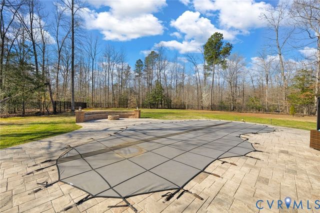 9393 Wild Honeysuckle Ln, Ashland, VA 23005