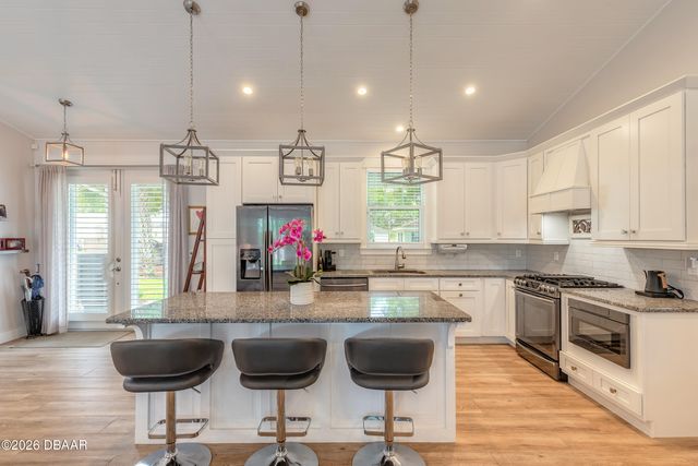 1107 S Orange Street, New Smyrna Beach, FL 32168