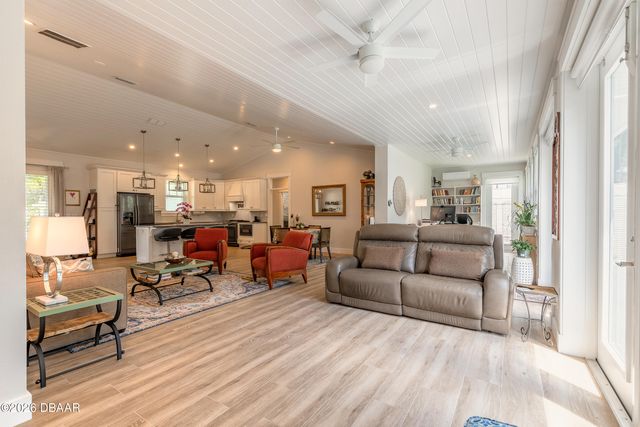 1107 S Orange Street, New Smyrna Beach, FL 32168