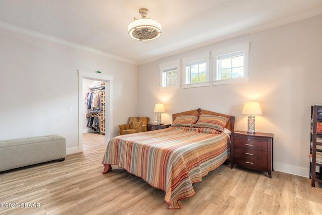1107 S Orange Street, New Smyrna Beach, FL 32168