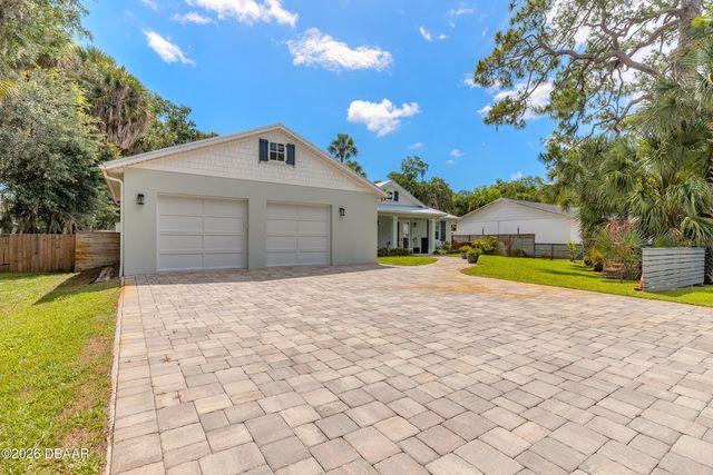 1107 S Orange Street, New Smyrna Beach, FL 32168