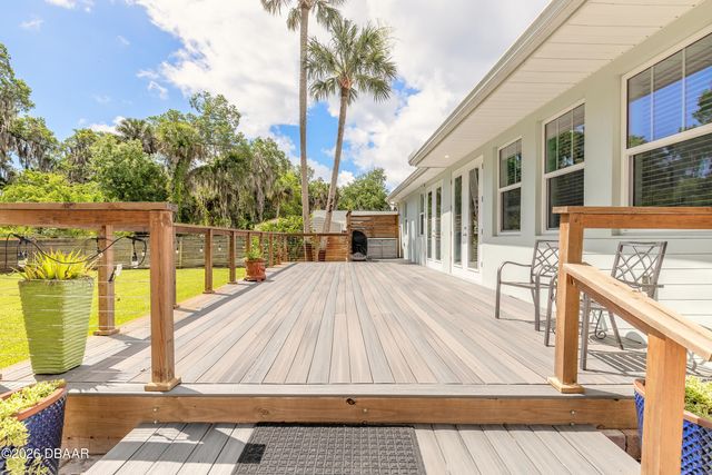 1107 S Orange Street, New Smyrna Beach, FL 32168