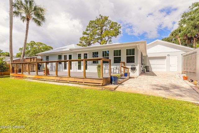 1107 S Orange Street, New Smyrna Beach, FL 32168