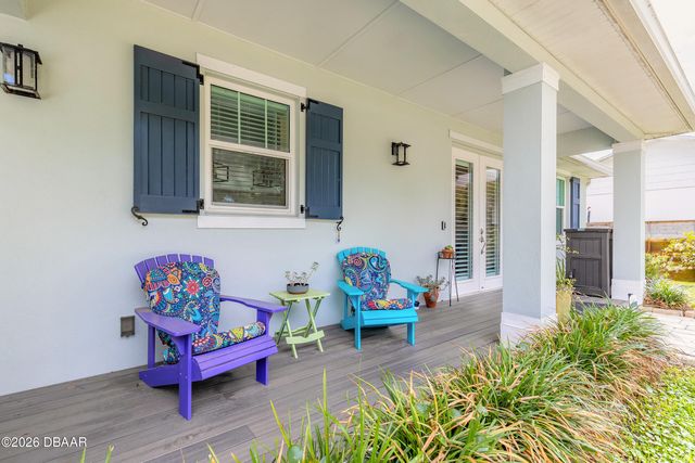 1107 S Orange Street, New Smyrna Beach, FL 32168