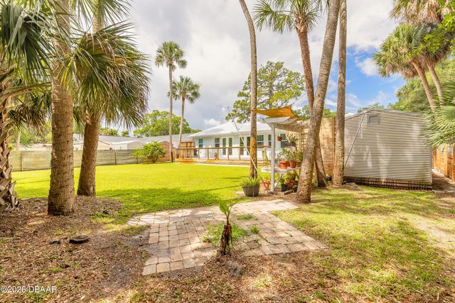 1107 S Orange Street, New Smyrna Beach, FL 32168