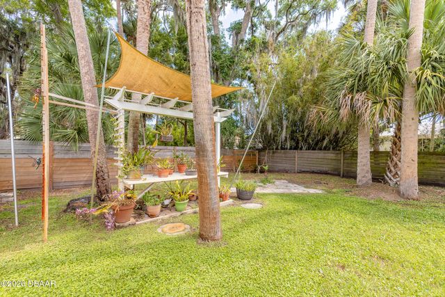 1107 S Orange Street, New Smyrna Beach, FL 32168