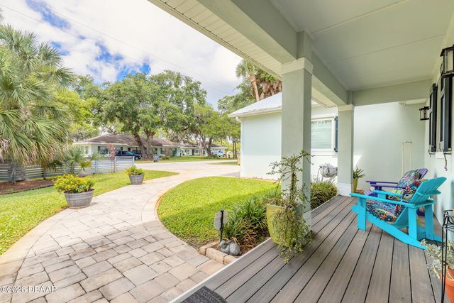 1107 S Orange Street, New Smyrna Beach, FL 32168