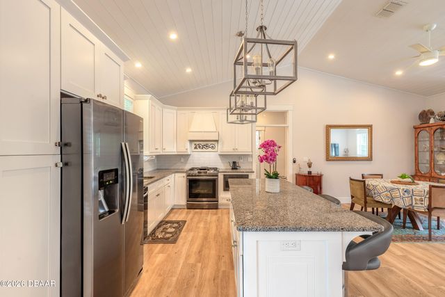 1107 S Orange Street, New Smyrna Beach, FL 32168