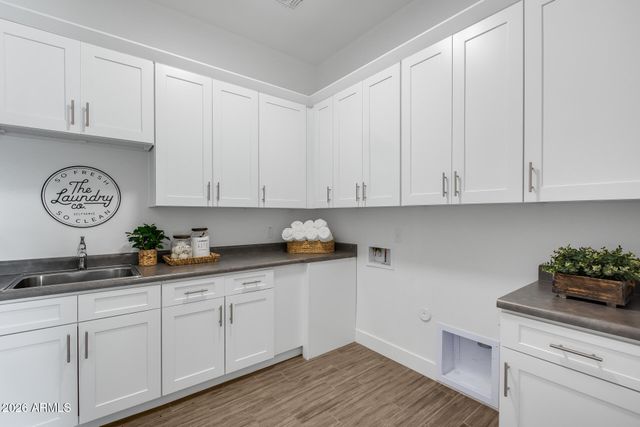 825 E PERDIDO Way, Phoenix, AZ 85086