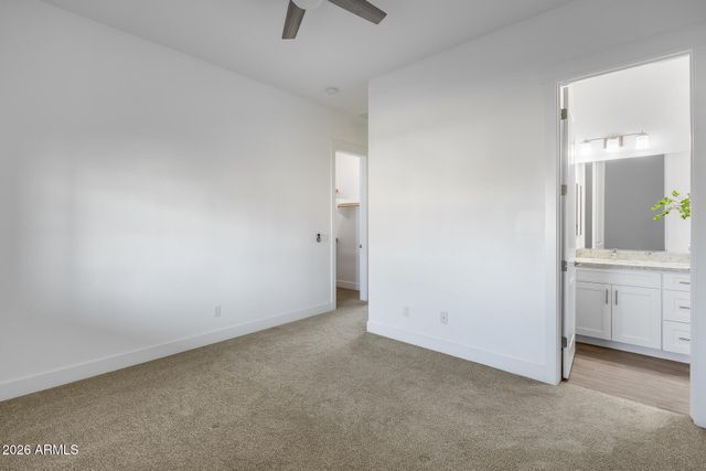 825 E PERDIDO Way, Phoenix, AZ 85086