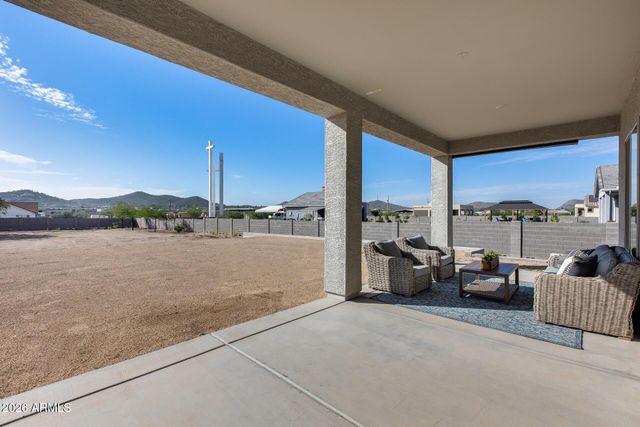 825 E PERDIDO Way, Phoenix, AZ 85086