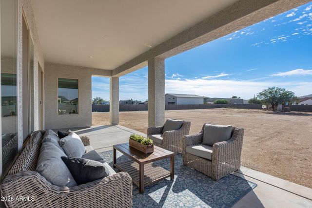 825 E PERDIDO Way, Phoenix, AZ 85086