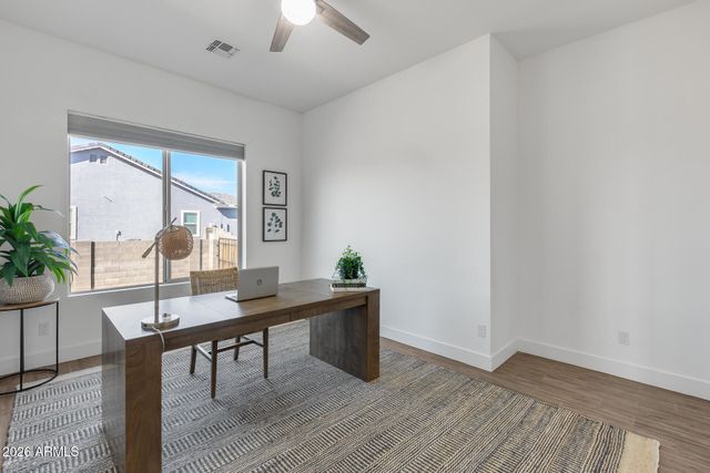 825 E PERDIDO Way, Phoenix, AZ 85086