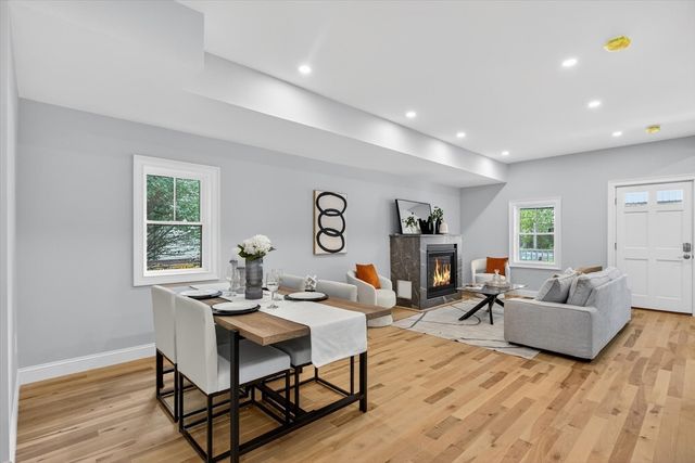 11 Mason Ave, Billerica, MA 01862