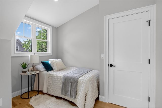 11 Mason Ave, Billerica, MA 01862