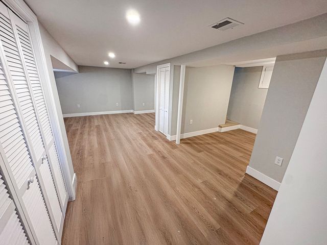 11 Mason Ave, Billerica, MA 01862