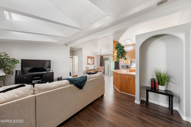 7571 Diamond Pointe Way, Reno, NV 89506