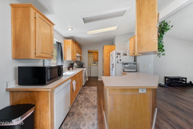 7571 Diamond Pointe Way, Reno, NV 89506