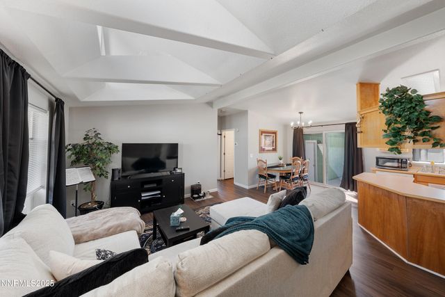 7571 Diamond Pointe Way, Reno, NV 89506