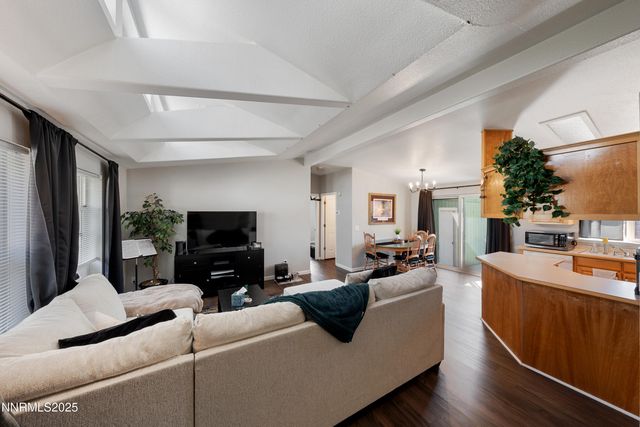 7571 Diamond Pointe Way, Reno, NV 89506