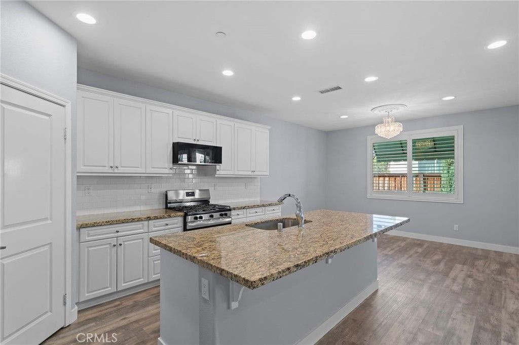 Image 12 of property listing at 11478 Elderberry Lane, Corona, CA 92883