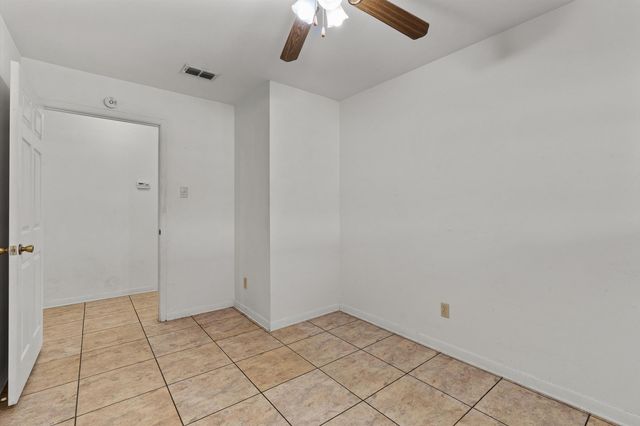 4898 W County Road 4132, Henderson, TX 75652