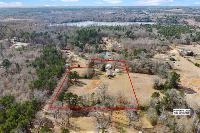 4898 W County Road 4132, Henderson, TX 75652