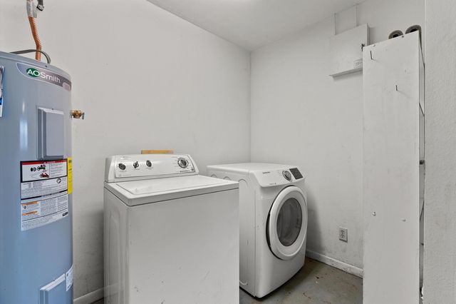 4898 W County Road 4132, Henderson, TX 75652