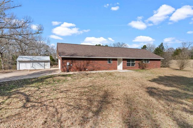 4898 W County Road 4132, Henderson, TX 75652