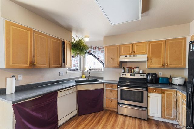 2438 S Zeno Street, Aurora, CO 80013