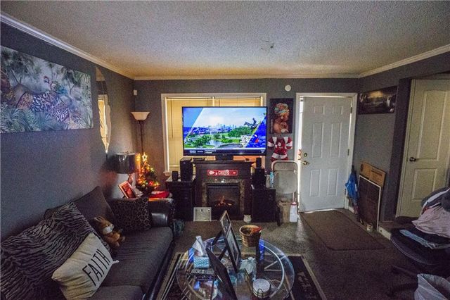 5521-3 Wabash Avenue, Kansas City, MO 64130