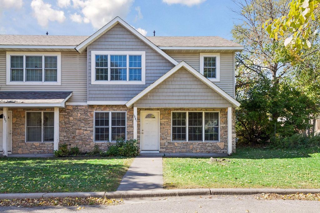 1881 Garden Way, Saint Paul, MN 55119 — exterior
