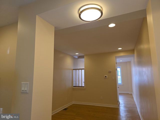 318 N WIOTA ST, Philadelphia, PA 19104
