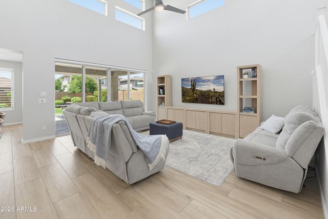 2919 E Riane Road, Phoenix, AZ 85050