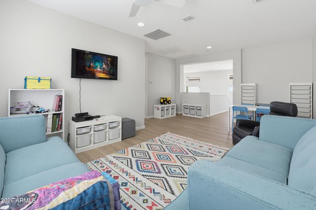 2919 E Riane Road, Phoenix, AZ 85050