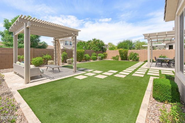 2919 E Riane Road, Phoenix, AZ 85050