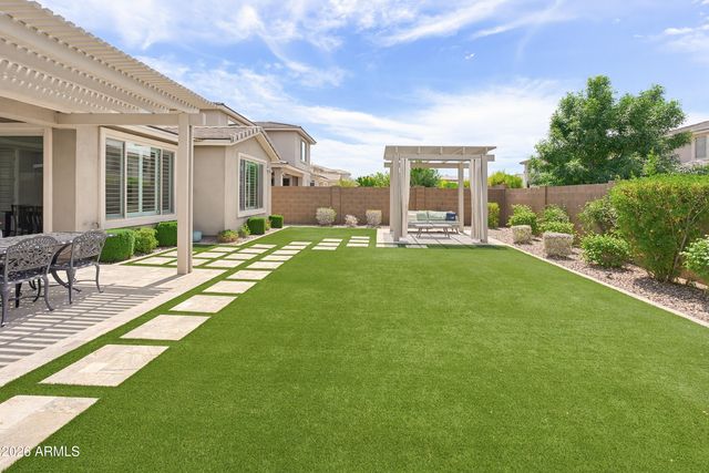 2919 E Riane Road, Phoenix, AZ 85050