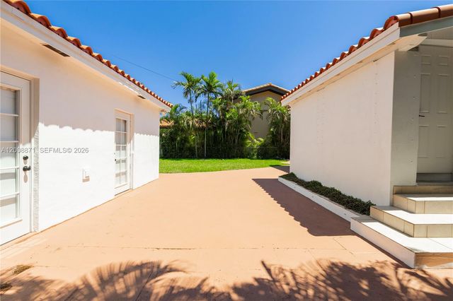 3021 Coconut Grove Dr 3021, Coral Gables, FL 33134