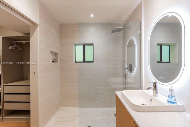 3021 Coconut Grove Dr 3021, Coral Gables, FL 33134