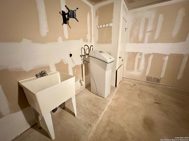 10623 Arabian Sands, San Antonio, TX 78254