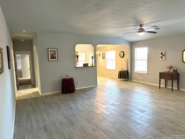 10623 Arabian Sands, San Antonio, TX 78254