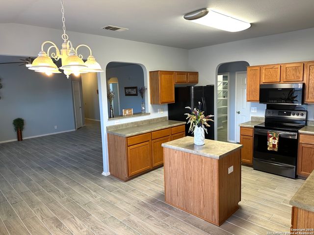 10623 Arabian Sands, San Antonio, TX 78254