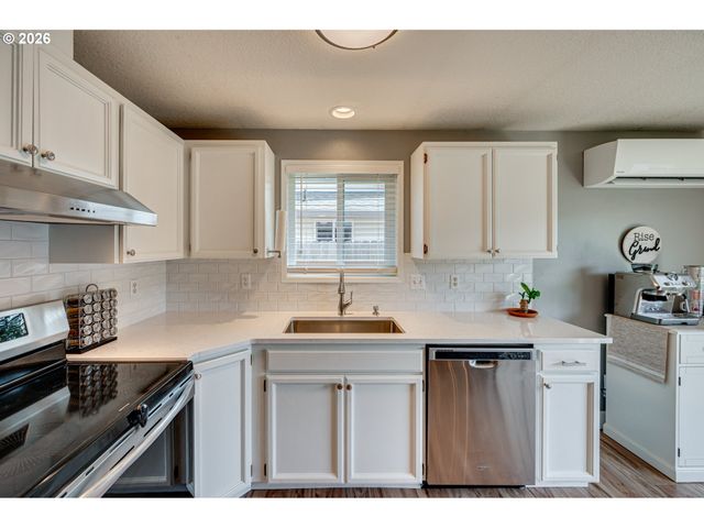 513 Se 10TH St, Battle Ground, WA 98604