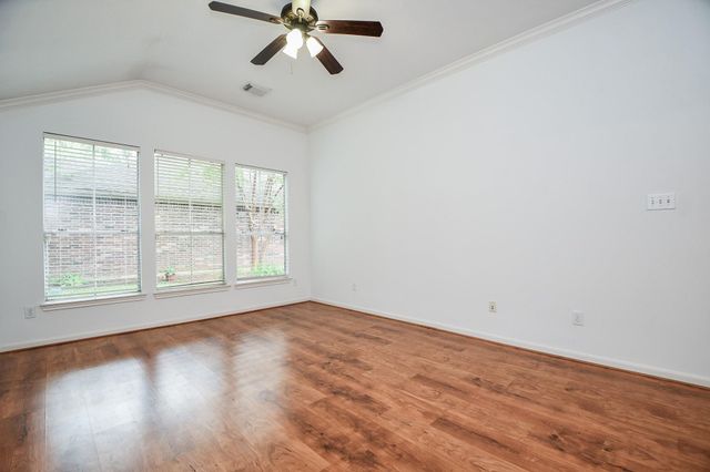 535 Avery Drive, Sugar Land, TX 77479