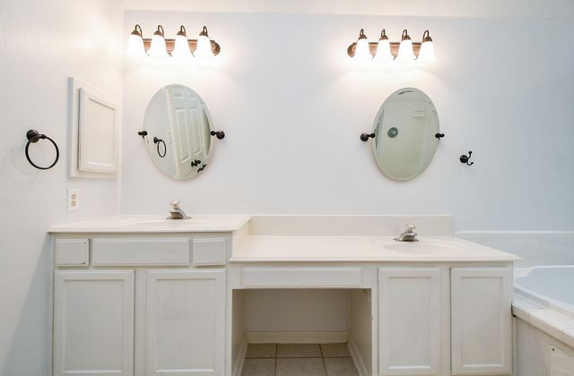 535 Avery Drive, Sugar Land, TX 77479