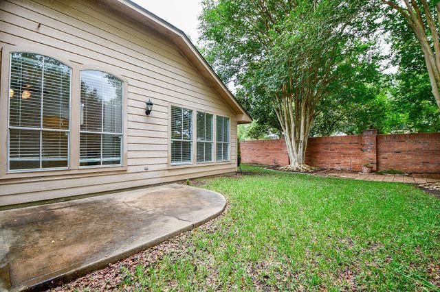 535 Avery Drive, Sugar Land, TX 77479