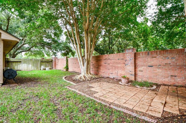 535 Avery Drive, Sugar Land, TX 77479