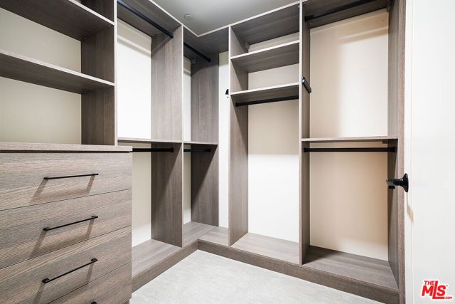 1050 S GRAND Avenue 901, Los Angeles, CA 90015