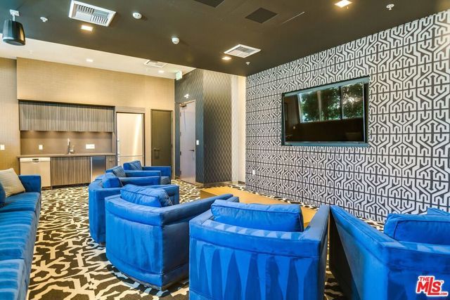 1050 S GRAND Avenue 901, Los Angeles, CA 90015