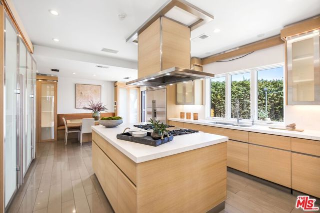 9302 Nightingale Drive, Los Angeles, CA 90069